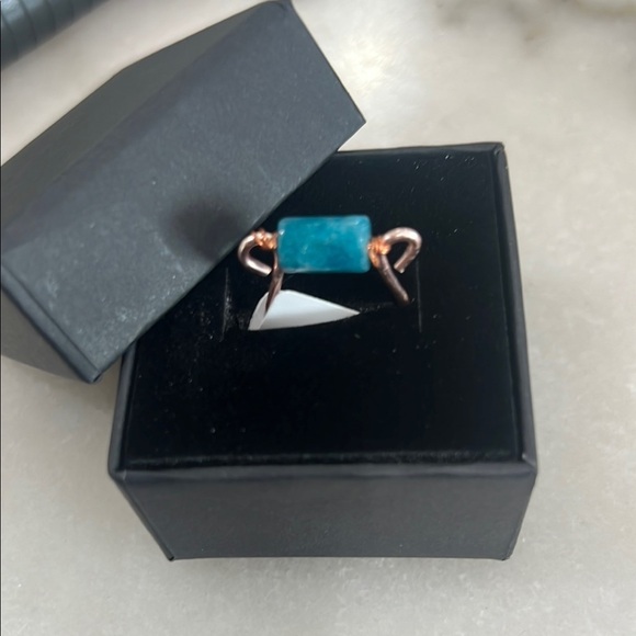 Blue Apatite Minimalist Deep Meditation Ring - Picture 6 of 7